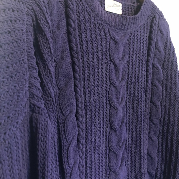 Universal Thread Crew Neck Sweater - Picture 2 of 9